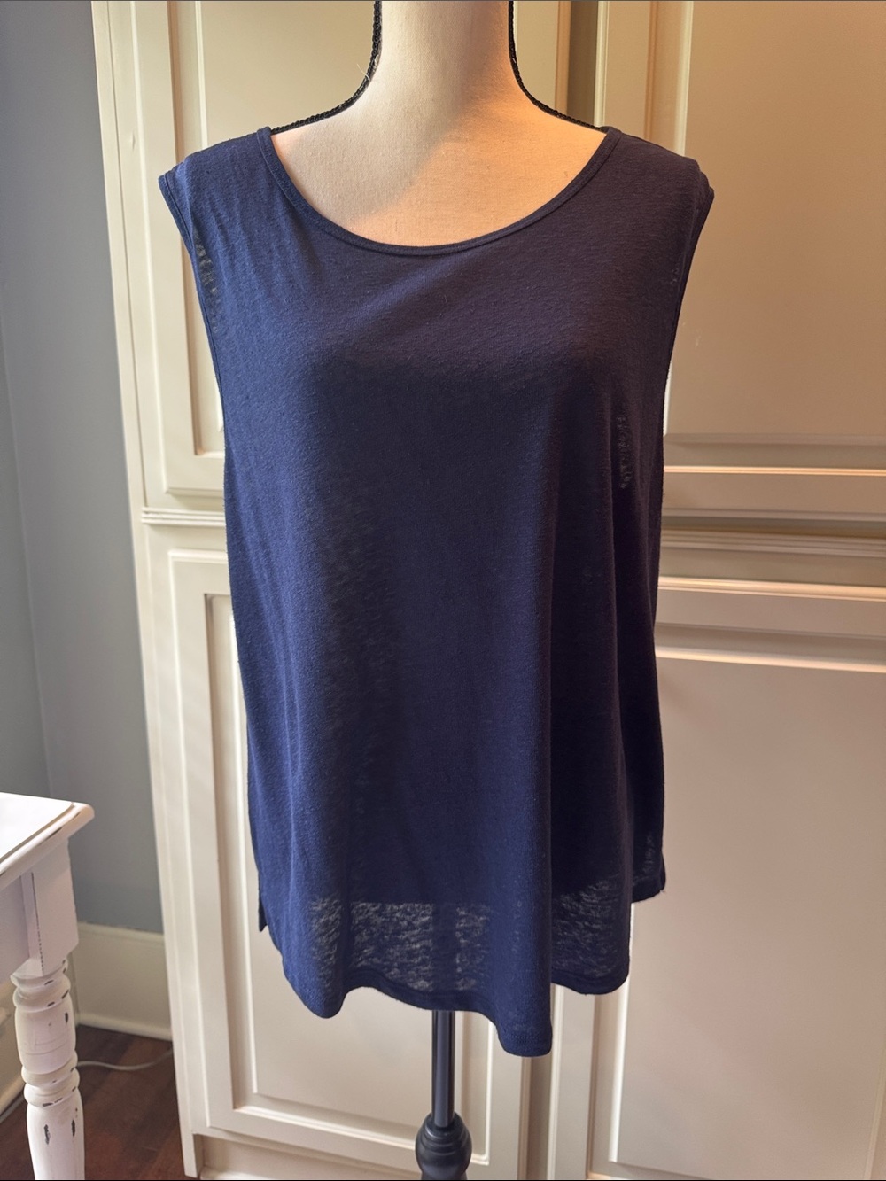 Old Navy Navy Blue Sleeveless Tank Top